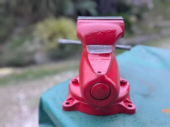 Svěrák York 150 mm Top stav - 2