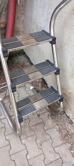 Schody bazén - 2