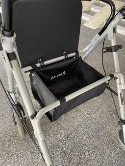 DMA Chodítko čtyřkolové skládací - 2