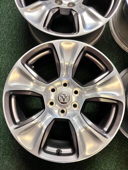 6x139.7 Orig. Dodge RAM 1500 5. Generace - senzory tlaku - 2