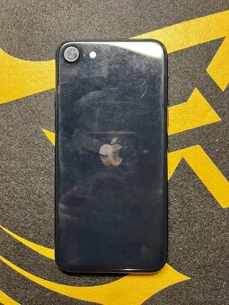 Apple iPhone SE (2022) — 64 GB Baterie 89% + 6měsíců záruky - 2