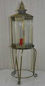 Retro kovová lucerna na stolečku - set - 2