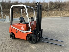 Vysokozdvižný vozík BT 1,5t, r.v. 2003, diesel - 2