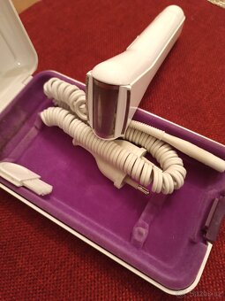 Dámský el. holicí strojek se zastřihovačem - 2