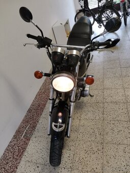 Kawasaki Zephyr KZ 550 - 2