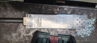 Mechanický klín woodlike - 2