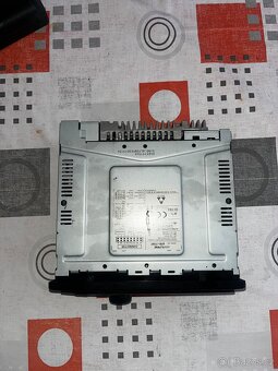 Predám autorádio Alpine UTE-72BT - 2