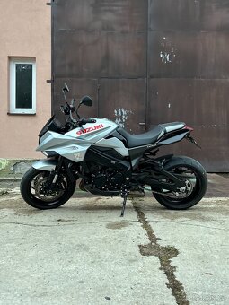 SUZUKI GSX-S100S KATANA 110 kW - 2