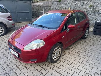 Fiat grande 1,2 na díly koroze spodní části - 2