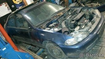Honda Civic 5g 3D , sedan , coupe na náhradní díly rv.1995 - 2