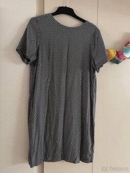 Minišaty s černobílým vzorem, H&M, vel. 38 - 2