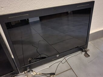 Funkční displaye HP 530 a 620 - 2