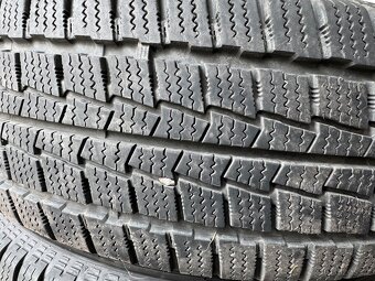 215/60 R17 C zimní sada 4 pnezmatik - 2