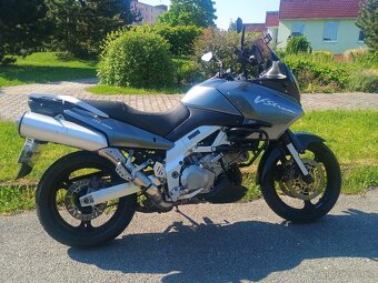 Suzuki DL1000 V-Strom pěkný stav - 2
