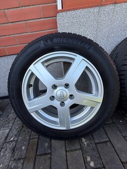 Sada alu kol 6,5x16 5x112 ET 40 + pneu MICHELIN 205/55 R16 - 2