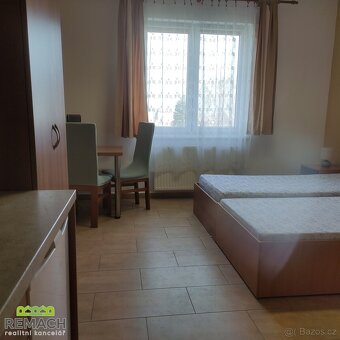Pronájem Byt 1+kk, 20 m2 , Staré Město, ev.č. 03140 - 2