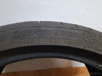 Letní pneu 295/30/20 Michelin - 2