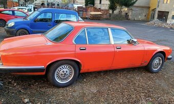 Jaguar XJ6,rok 1983, 4,2l,automat
Doklady SRN. - 2