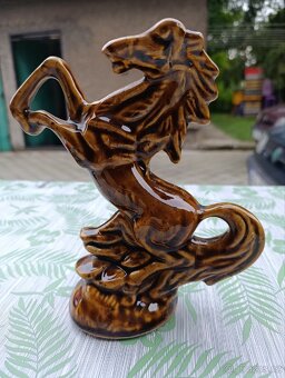 Keramická soška koně 20cm - 2