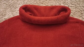 DÁMSKÝ ŽINYLKOVÝ SVETR, ROLÁK - 2