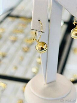 Zlaté náušnice 2,29g - 2