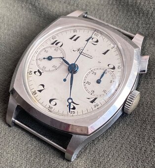 Chronograf MINERVA - 2