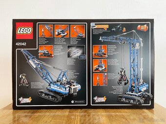 nové Lego Technic 42042 Pásový jeřáb - 2
