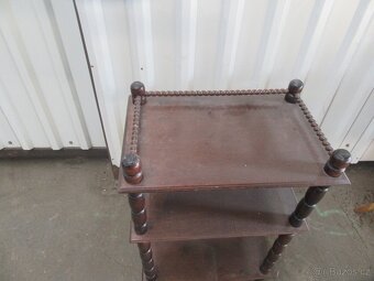 Nabízím starožitný secesní etažer-regál. Původní stav.  Nejd - 2