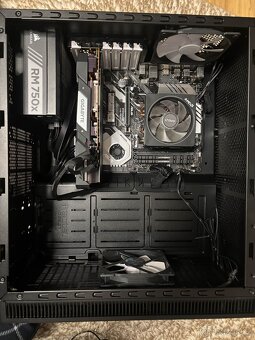 Herní PC (AMD RX 5700 XT , CPU AMD RYZEN 7 2700X ) - 2