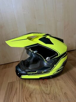 Helma na motorku - 2