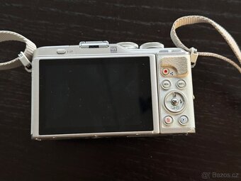Olympus PEN E-PL 9 - 2