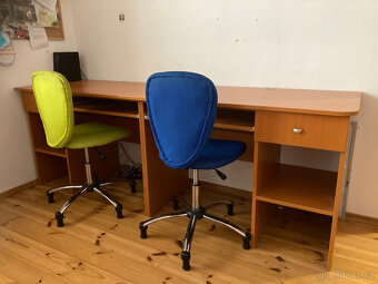 Psací stůl pro 2 děti se 2 židlemi - 2