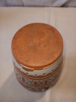 Keramická váza. - 2