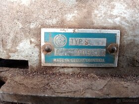 držák na vrtačku.strojní vrtačka - 2