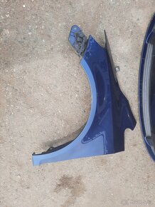 vw golf 5 plus - dily na predni cast - 2