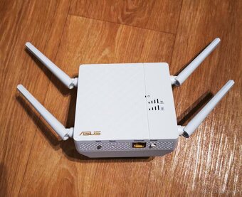 Opakovač ASUS RP-AC87 - 2