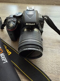 Nikon D5300 s objektivem - 2