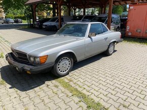 Mercedes-Benz 380SL - 2
