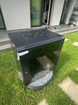 Nová datová skříň z Alzy (nepoužitá) - 2