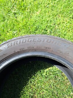 Sada letních gum 215/55 R17 94V - 2