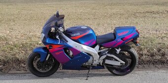 Yamaha YZF 750 R - 2