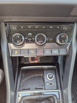 Škoda Karoq Style 1.5. TSI 110 KW - 2