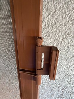 dveře se sítí / síť proti hmyzu - 2