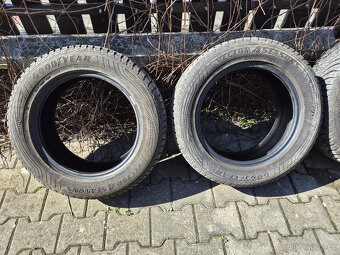 Godyear Vector 4Seasons 205/60 R16 92V, celoroční, sada - 2