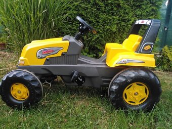 Šlapací traktor s vlečkou Rolly Toys - 2