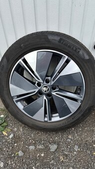 Enyaq / Elroq zimní sada dvojrozměrné 235/55 255/50 R19 - 2