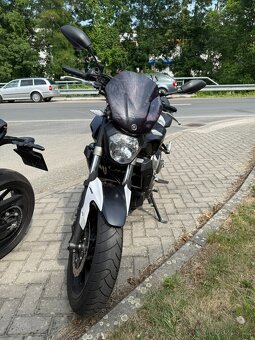 Yamaha MT-07 - 2