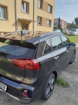 Kia nyro hybrid - 2