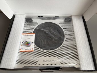 Chladicí podložka pod notebook GamePro CP1270 s LED podsvíce - 2