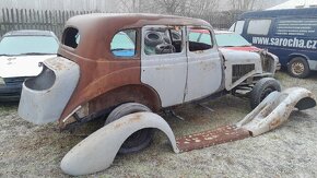 Veterán - Studebaker Commander / Dictator r.v. cca 1934 - 2